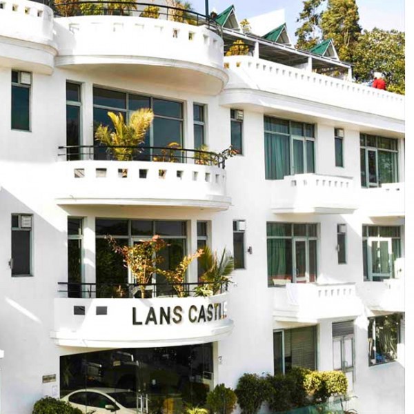 Lans Castle Lansdowne